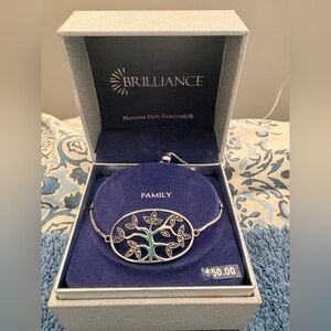 Brilliance Family Tree Bracelet with Swarovski Crystals. Brand new.